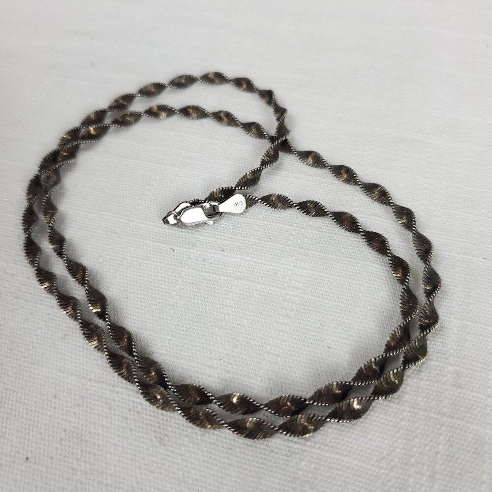 Vintage Sterling Silver 925 Made in Italy Twisted Herringbone Necklace 24in